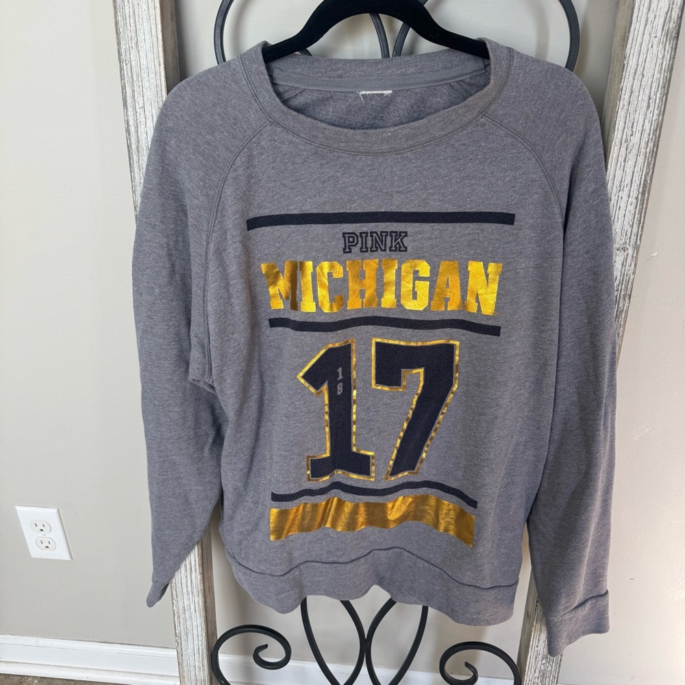 PINK‎ Collegiate Collection Gray University of Michigan Sweatshirt Size Large
